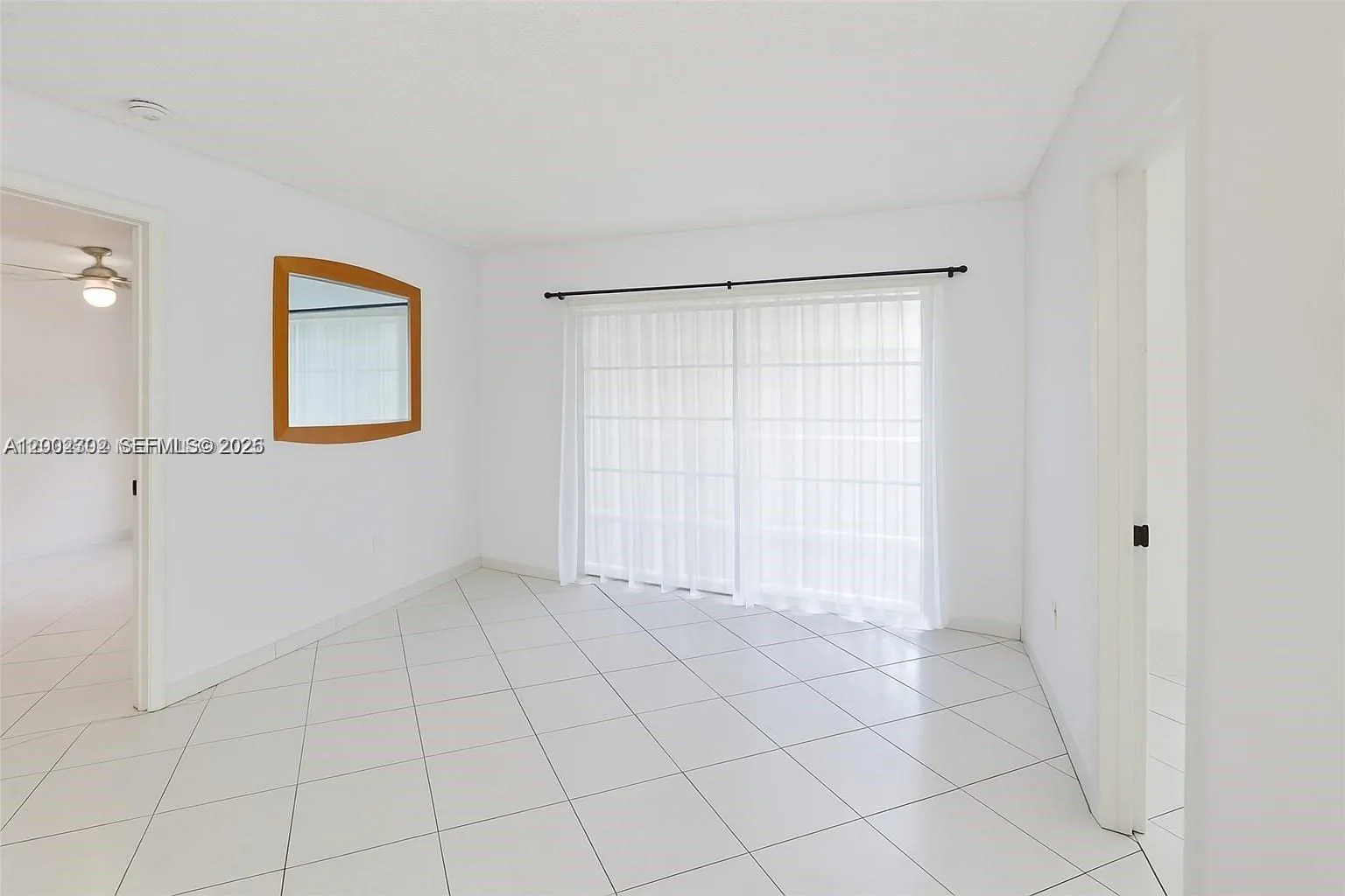 2600 Collins Ave 405, Miami Beach, Florida 33140, Miami Beach, Florida 33140, 2 Bedrooms Bedrooms, ,2 BathroomsBathrooms,Residential,For Sale,2600 Collins Ave 405, Miami Beach, Florida 33140,A12002302