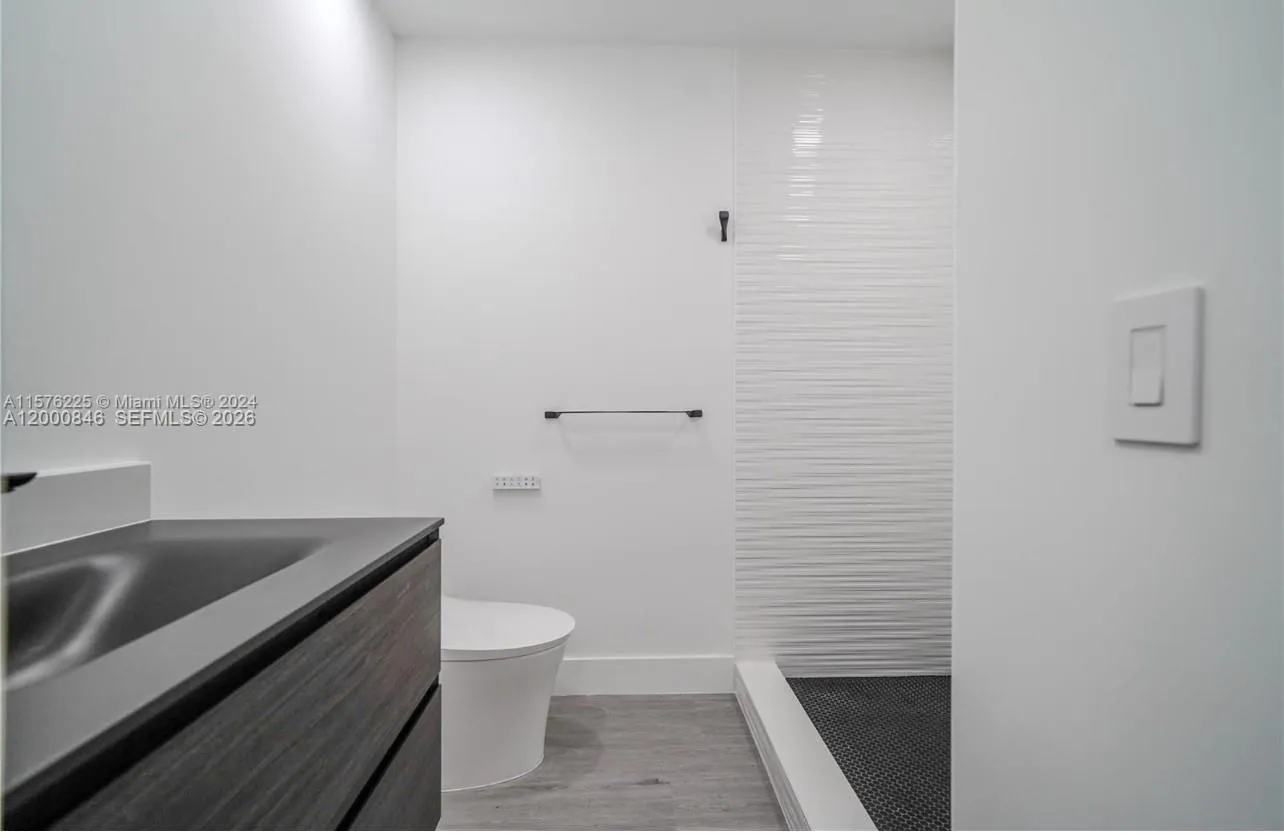 8390 Sw 64 St, Miami, Florida 33143, Miami, Florida 33143, 4 Bedrooms Bedrooms, ,3 BathroomsBathrooms,Residential,For Sale,8390 Sw 64 St, Miami, Florida 33143,A12000846