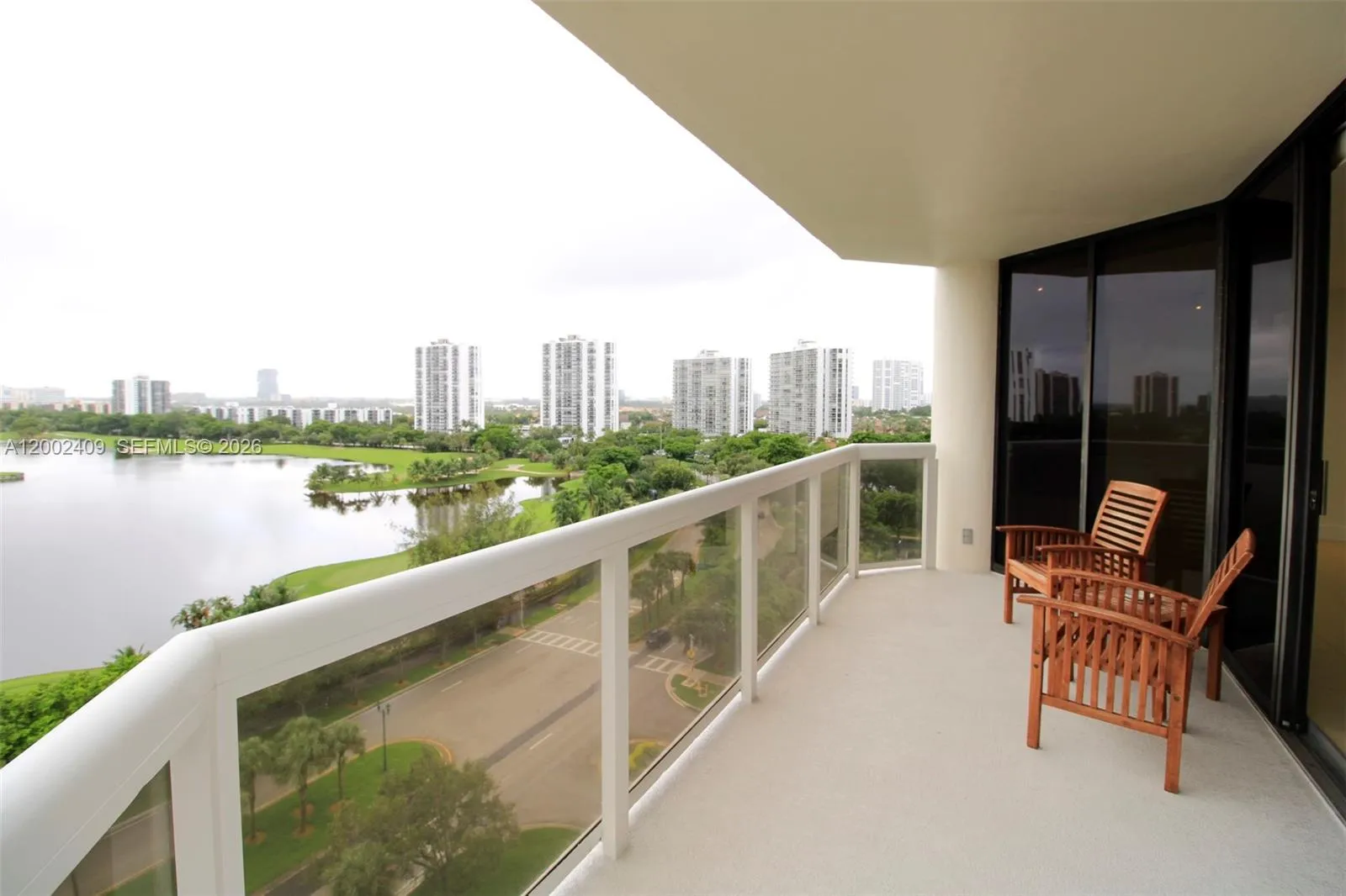 20185 E Country Club Dr 1105, Aventura, Florida 33, Aventura, Florida 33180, 2 Bedrooms Bedrooms, ,2 BathroomsBathrooms,Residential,For Sale,20185 E Country Club Dr 1105, Aventura, Florida 33,A12002409