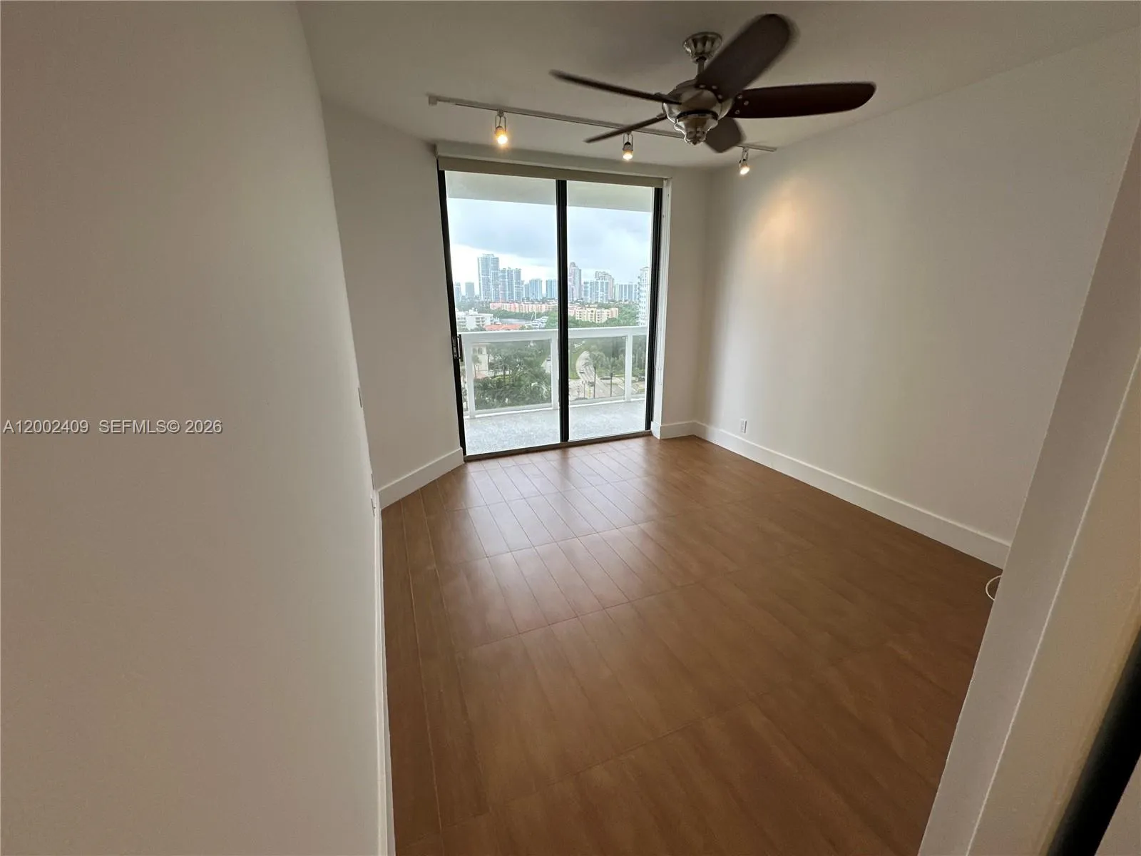 20185 E Country Club Dr 1105, Aventura, Florida 33, Aventura, Florida 33180, 2 Bedrooms Bedrooms, ,2 BathroomsBathrooms,Residential,For Sale,20185 E Country Club Dr 1105, Aventura, Florida 33,A12002409