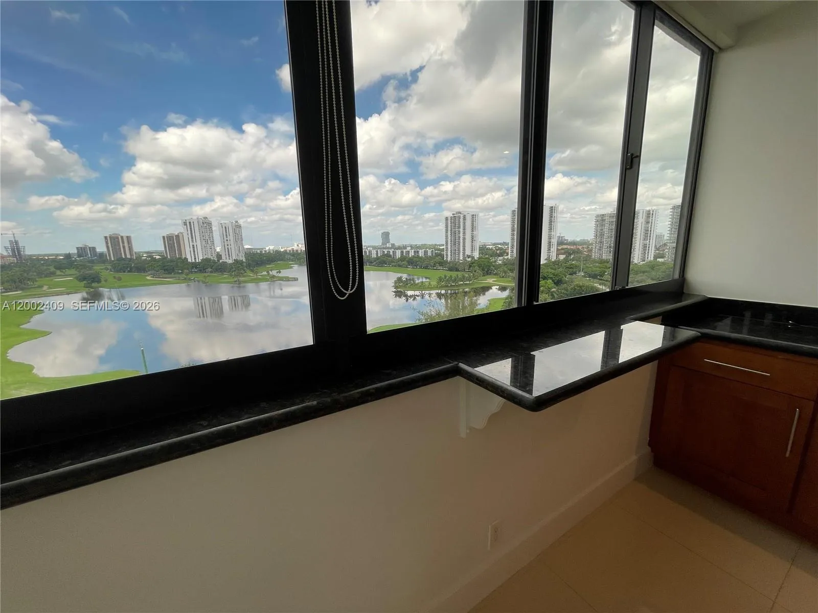 20185 E Country Club Dr 1105, Aventura, Florida 33, Aventura, Florida 33180, 2 Bedrooms Bedrooms, ,2 BathroomsBathrooms,Residential,For Sale,20185 E Country Club Dr 1105, Aventura, Florida 33,A12002409