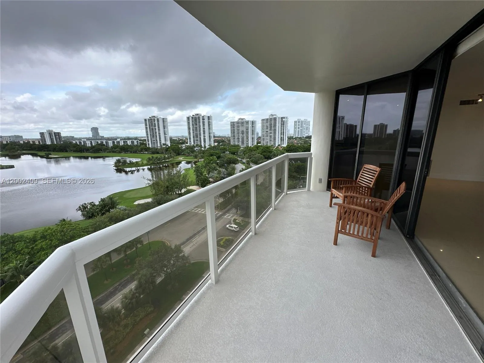 20185 E Country Club Dr 1105, Aventura, Florida 33, Aventura, Florida 33180, 2 Bedrooms Bedrooms, ,2 BathroomsBathrooms,Residential,For Sale,20185 E Country Club Dr 1105, Aventura, Florida 33,A12002409
