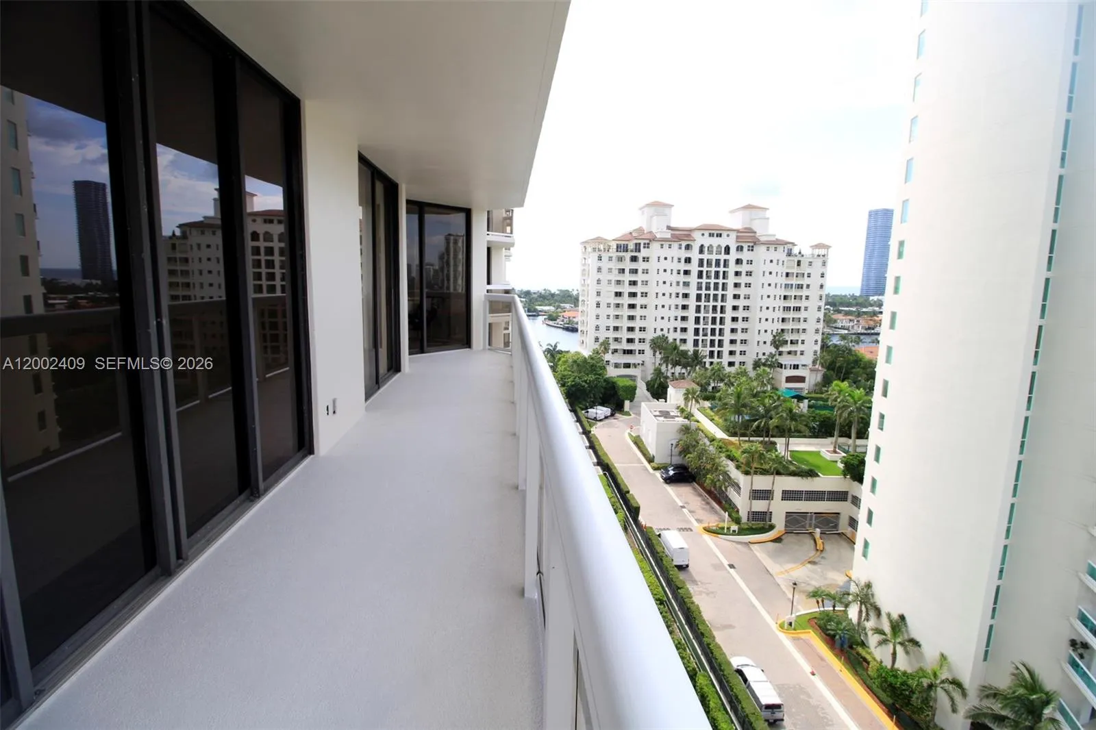 20185 E Country Club Dr 1105, Aventura, Florida 33, Aventura, Florida 33180, 2 Bedrooms Bedrooms, ,2 BathroomsBathrooms,Residential,For Sale,20185 E Country Club Dr 1105, Aventura, Florida 33,A12002409