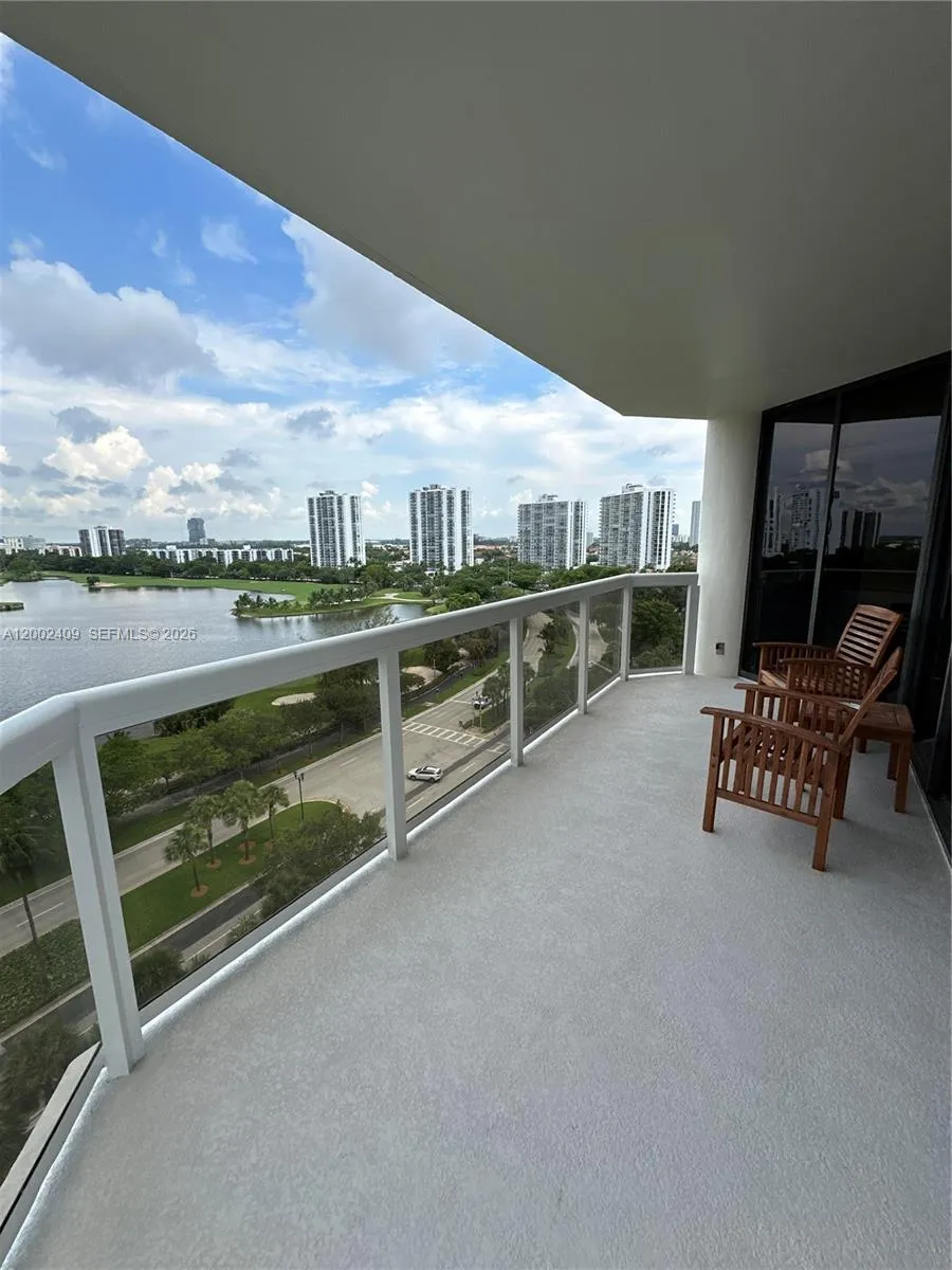 20185 E Country Club Dr 1105, Aventura, Florida 33, Aventura, Florida 33180, 2 Bedrooms Bedrooms, ,2 BathroomsBathrooms,Residential,For Sale,20185 E Country Club Dr 1105, Aventura, Florida 33,A12002409