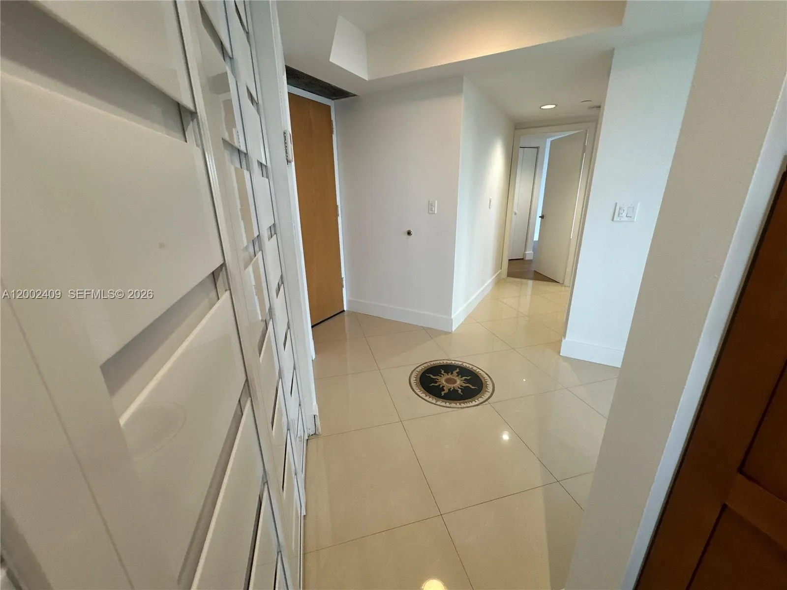 20185 E Country Club Dr 1105, Aventura, Florida 33, Aventura, Florida 33180, 2 Bedrooms Bedrooms, ,2 BathroomsBathrooms,Residential,For Sale,20185 E Country Club Dr 1105, Aventura, Florida 33,A12002409