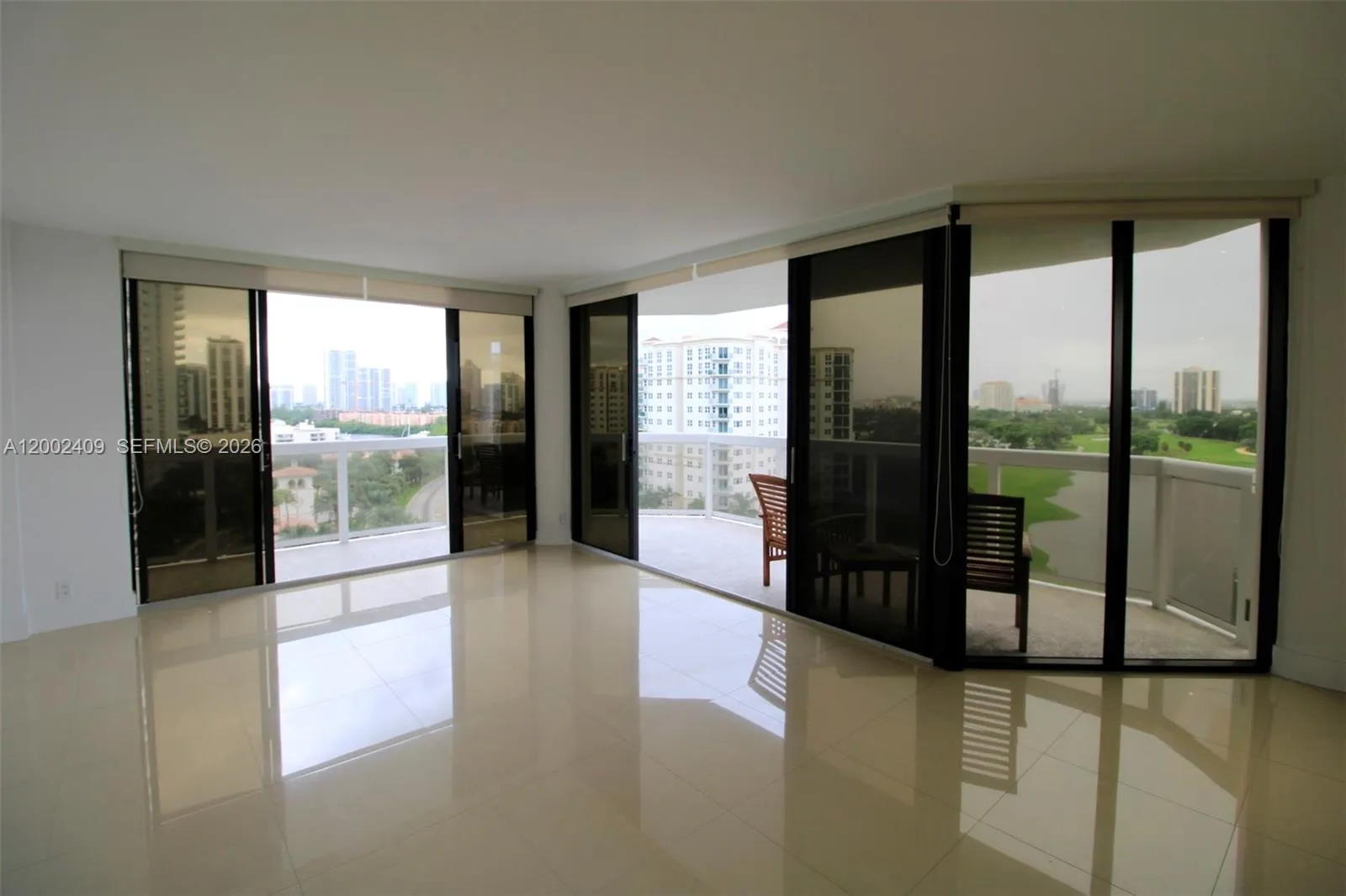 20185 E Country Club Dr 1105, Aventura, Florida 33, Aventura, Florida 33180, 2 Bedrooms Bedrooms, ,2 BathroomsBathrooms,Residential,For Sale,20185 E Country Club Dr 1105, Aventura, Florida 33,A12002409