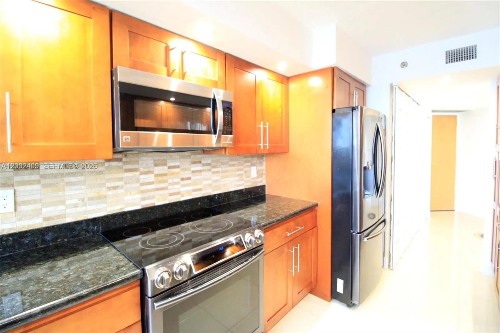 20185 E Country Club Dr 1105, Aventura, Florida 33, Aventura, Florida 33180, 2 Bedrooms Bedrooms, ,2 BathroomsBathrooms,Residential,For Sale,20185 E Country Club Dr 1105, Aventura, Florida 33,A12002409