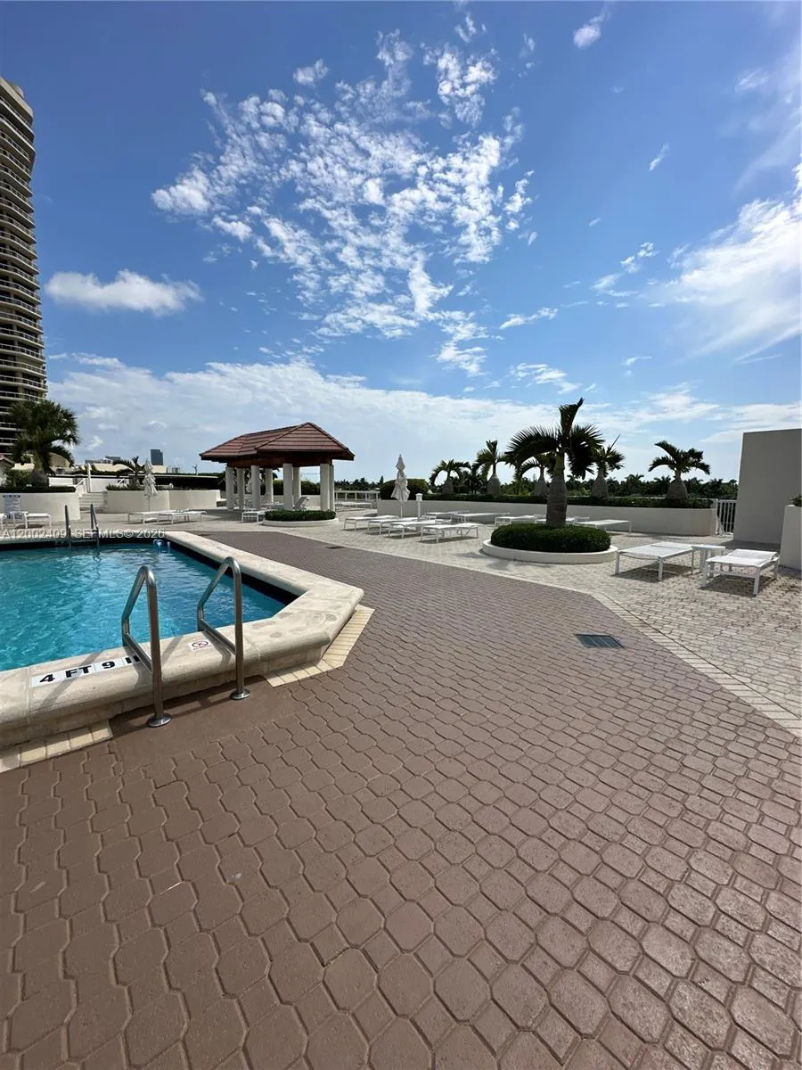 20185 E Country Club Dr 1105, Aventura, Florida 33, Aventura, Florida 33180, 2 Bedrooms Bedrooms, ,2 BathroomsBathrooms,Residential,For Sale,20185 E Country Club Dr 1105, Aventura, Florida 33,A12002409
