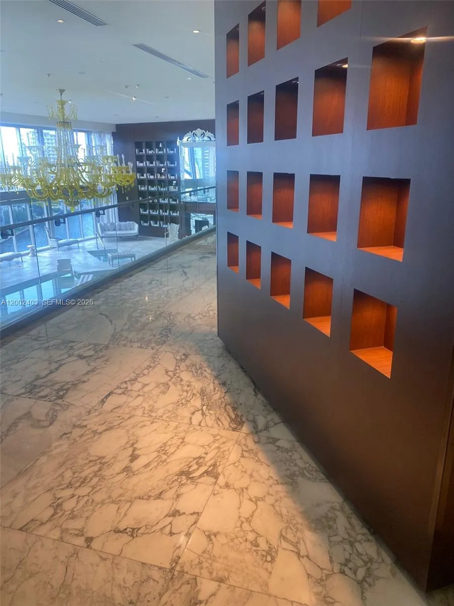 475 Brickell Ave 5508, Miami, Florida 33131, Miami, Florida 33131, 1 Bedroom Bedrooms, ,1 BathroomBathrooms,Residential,For Sale,475 Brickell Ave 5508, Miami, Florida 33131,A12002403