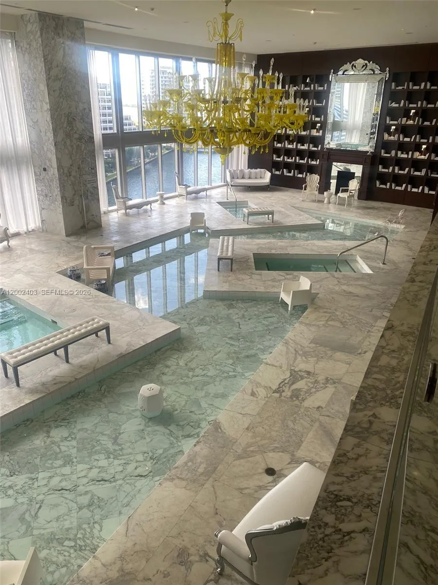 475 Brickell Ave 5508, Miami, Florida 33131, Miami, Florida 33131, 1 Bedroom Bedrooms, ,1 BathroomBathrooms,Residential,For Sale,475 Brickell Ave 5508, Miami, Florida 33131,A12002403