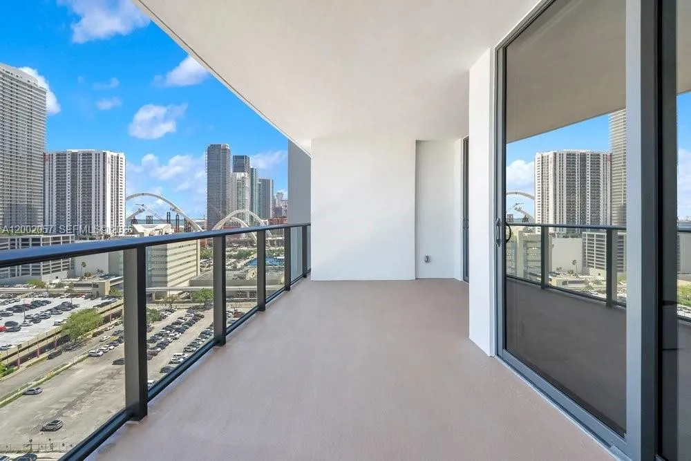 1600 Ne 1st Ave 1601, Miami, Florida 33132, Miami, Florida 33132, 1 Bedroom Bedrooms, ,1 BathroomBathrooms,Residential,For Sale,1600 Ne 1st Ave 1601, Miami, Florida 33132,A12002057