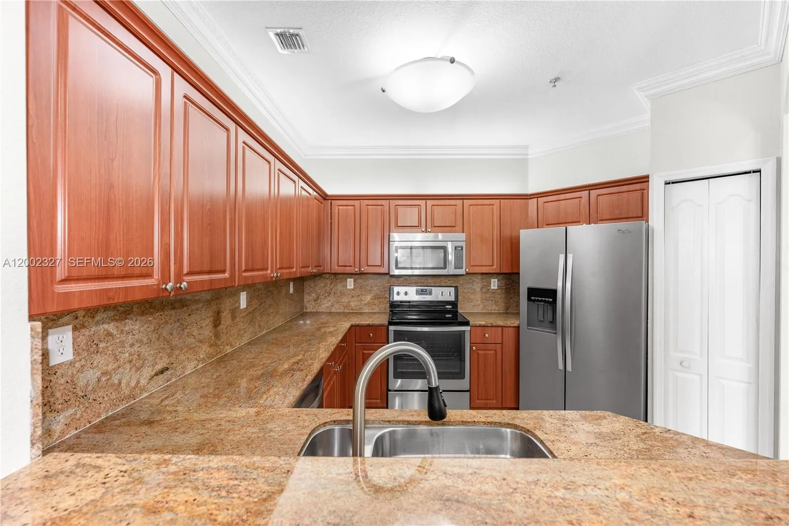 8964 W Flagler St 206, Miami, Florida 33174, Miami, Florida 33174, 3 Bedrooms Bedrooms, ,2 BathroomsBathrooms,Residential,For Sale,8964 W Flagler St 206, Miami, Florida 33174,A12002327