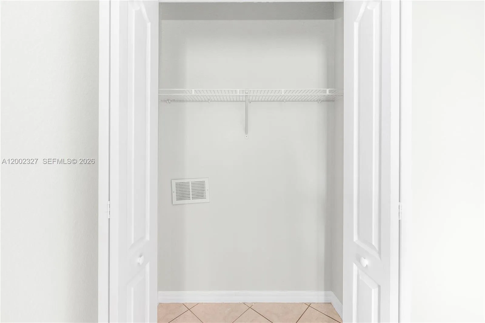 8964 W Flagler St 206, Miami, Florida 33174, Miami, Florida 33174, 3 Bedrooms Bedrooms, ,2 BathroomsBathrooms,Residential,For Sale,8964 W Flagler St 206, Miami, Florida 33174,A12002327