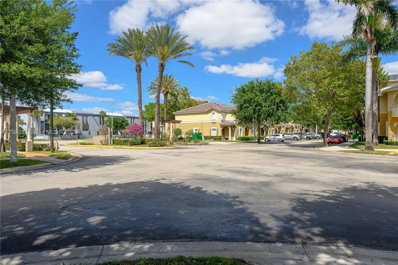 8964 W Flagler St 206, Miami, Florida 33174, Miami, Florida 33174, 3 Bedrooms Bedrooms, ,2 BathroomsBathrooms,Residential,For Sale,8964 W Flagler St 206, Miami, Florida 33174,A12002327