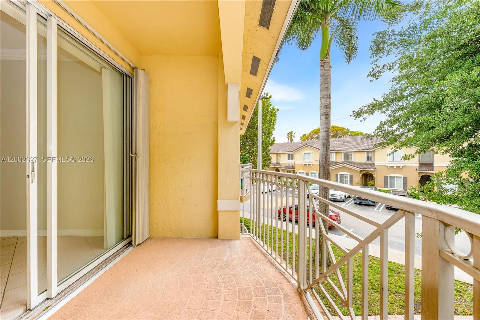 8964 W Flagler St 206, Miami, Florida 33174, Miami, Florida 33174, 3 Bedrooms Bedrooms, ,2 BathroomsBathrooms,Residential,For Sale,8964 W Flagler St 206, Miami, Florida 33174,A12002327