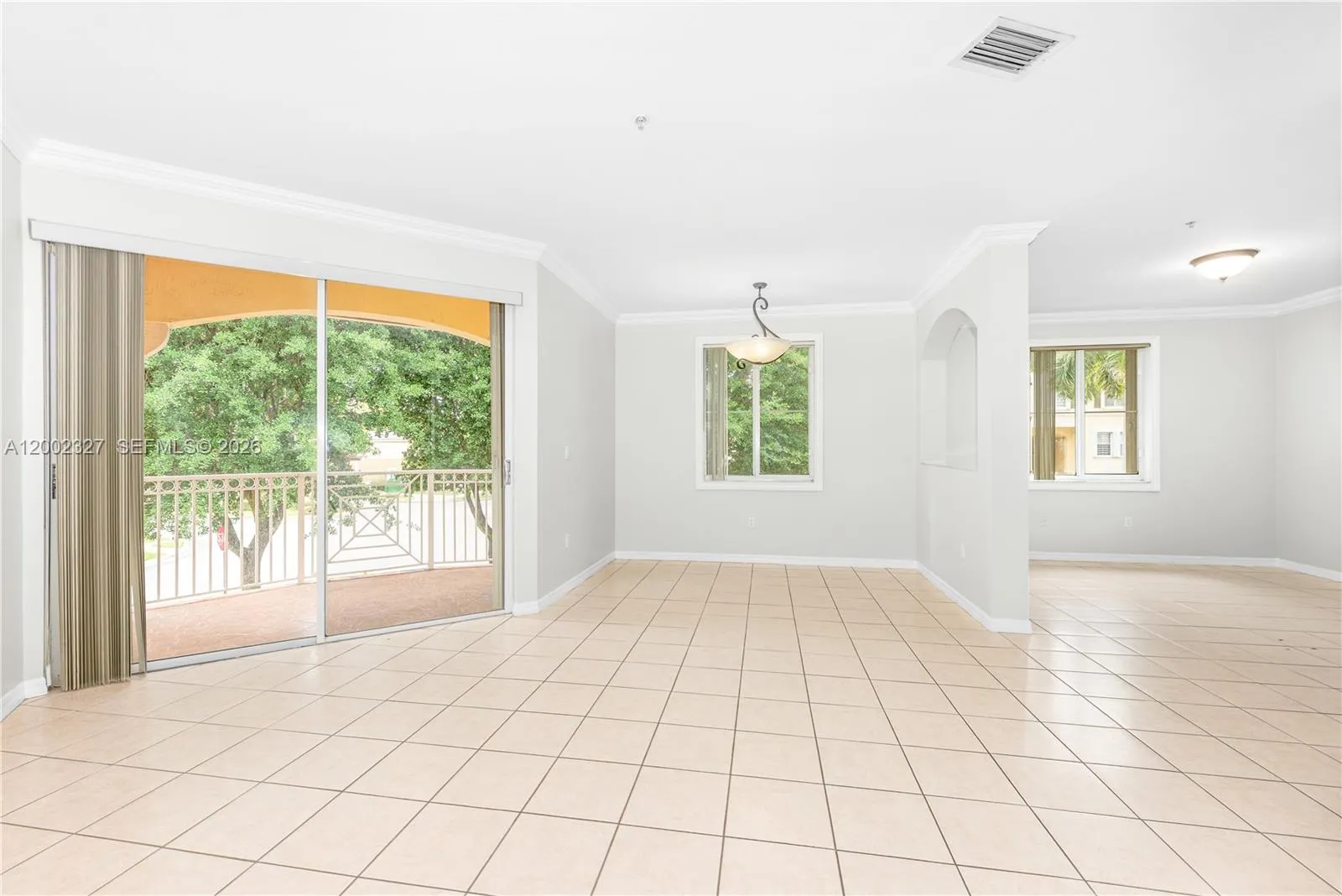 8964 W Flagler St 206, Miami, Florida 33174, Miami, Florida 33174, 3 Bedrooms Bedrooms, ,2 BathroomsBathrooms,Residential,For Sale,8964 W Flagler St 206, Miami, Florida 33174,A12002327