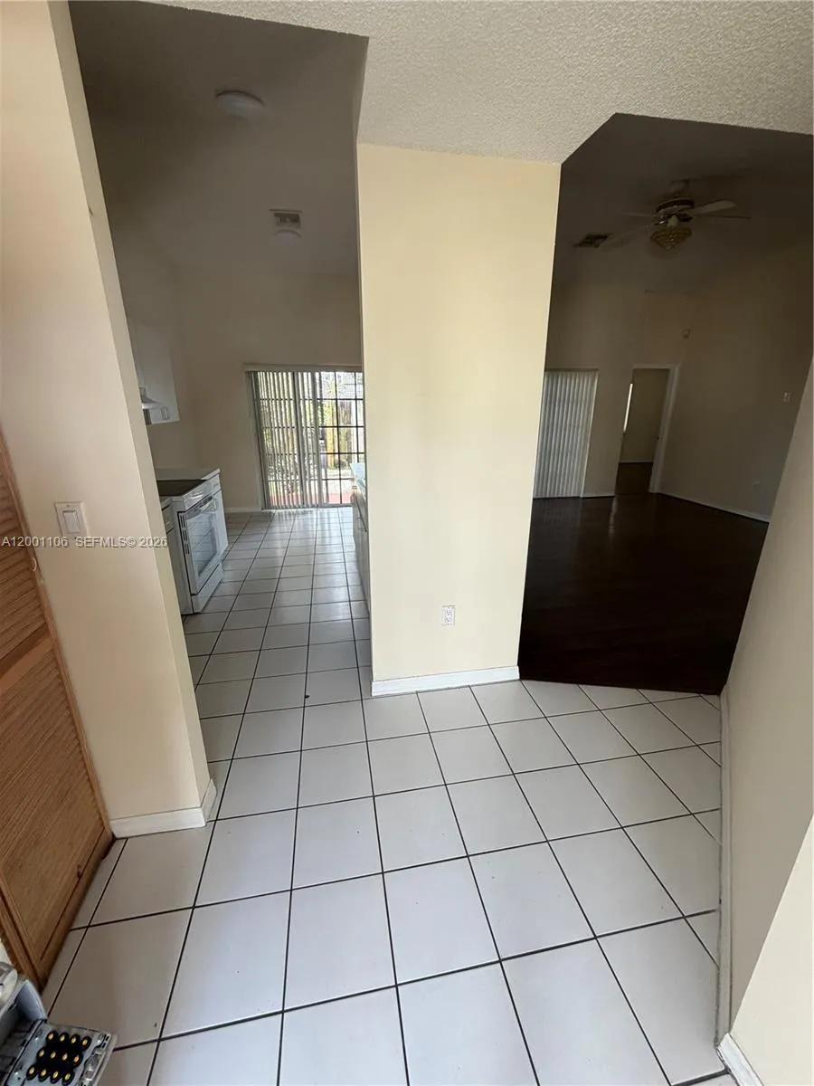 960 Ne 214th Ln 960-04, Miami, Florida 33179, Miami, Florida 33179, 3 Bedrooms Bedrooms, ,2 BathroomsBathrooms,Residential Lease,For Rent,960 Ne 214th Ln 960-04, Miami, Florida 33179,A12001106