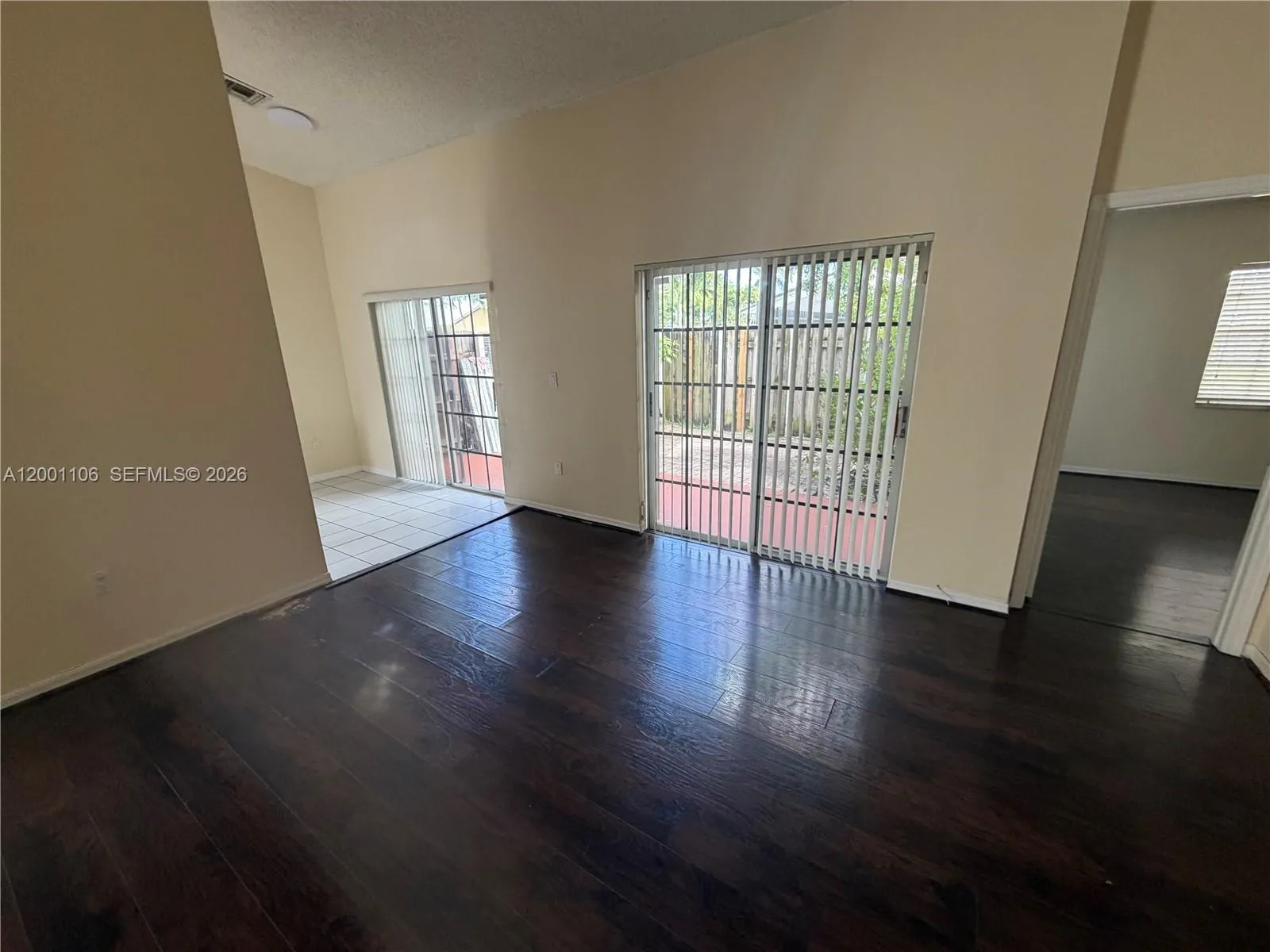 960 Ne 214th Ln 960-04, Miami, Florida 33179, Miami, Florida 33179, 3 Bedrooms Bedrooms, ,2 BathroomsBathrooms,Residential Lease,For Rent,960 Ne 214th Ln 960-04, Miami, Florida 33179,A12001106
