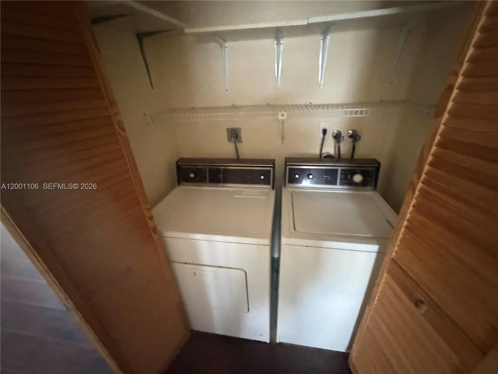 960 Ne 214th Ln 960-04, Miami, Florida 33179, Miami, Florida 33179, 3 Bedrooms Bedrooms, ,2 BathroomsBathrooms,Residential Lease,For Rent,960 Ne 214th Ln 960-04, Miami, Florida 33179,A12001106
