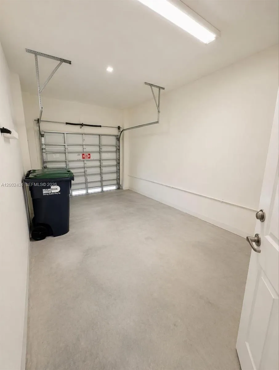 10911 Nw 79th St ., Doral, Florida 33178, Doral, Florida 33178, 4 Bedrooms Bedrooms, ,2 BathroomsBathrooms,Residential Lease,For Rent,10911 Nw 79th St ., Doral, Florida 33178,A12002434