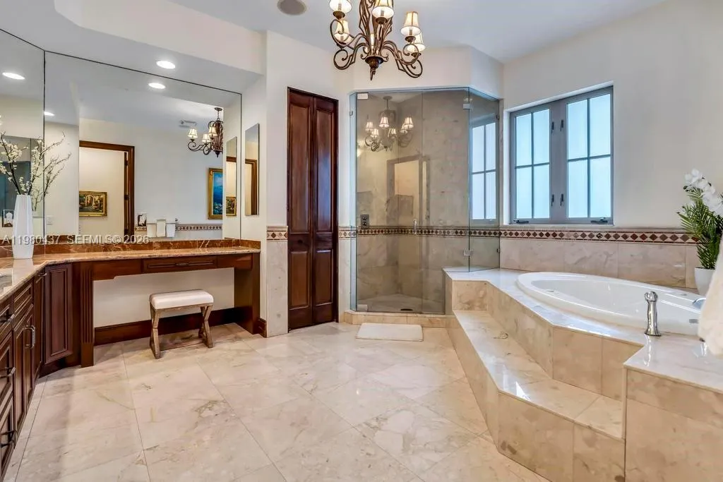 13425 Sw 37th Pl, Davie, Florida 33330, Davie, Florida 33330, 6 Bedrooms Bedrooms, ,4 BathroomsBathrooms,Residential,For Sale,13425 Sw 37th Pl, Davie, Florida 33330,A11980437