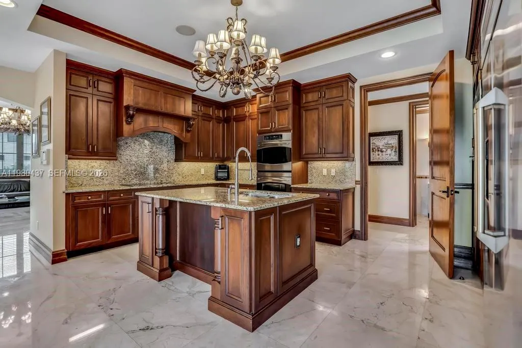 13425 Sw 37th Pl, Davie, Florida 33330, Davie, Florida 33330, 5 Bedrooms Bedrooms, ,4 BathroomsBathrooms,Residential,For Sale,13425 Sw 37th Pl, Davie, Florida 33330,A11980437