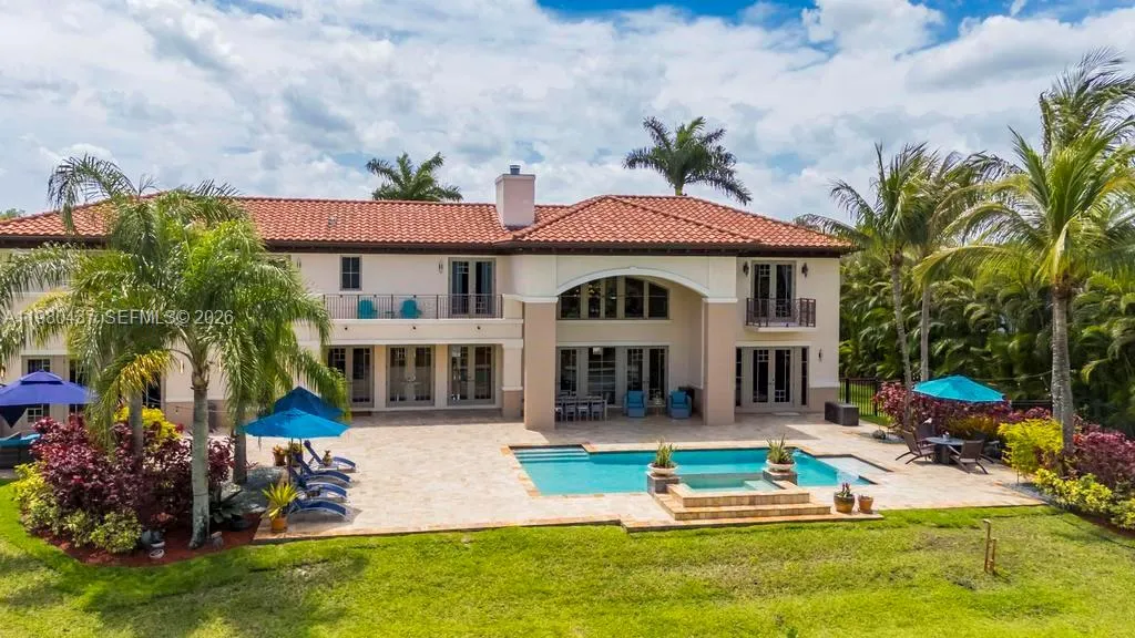 13425 Sw 37th Pl, Davie, Florida 33330, Davie, Florida 33330, 5 Bedrooms Bedrooms, ,4 BathroomsBathrooms,Residential,For Sale,13425 Sw 37th Pl, Davie, Florida 33330,A11980437