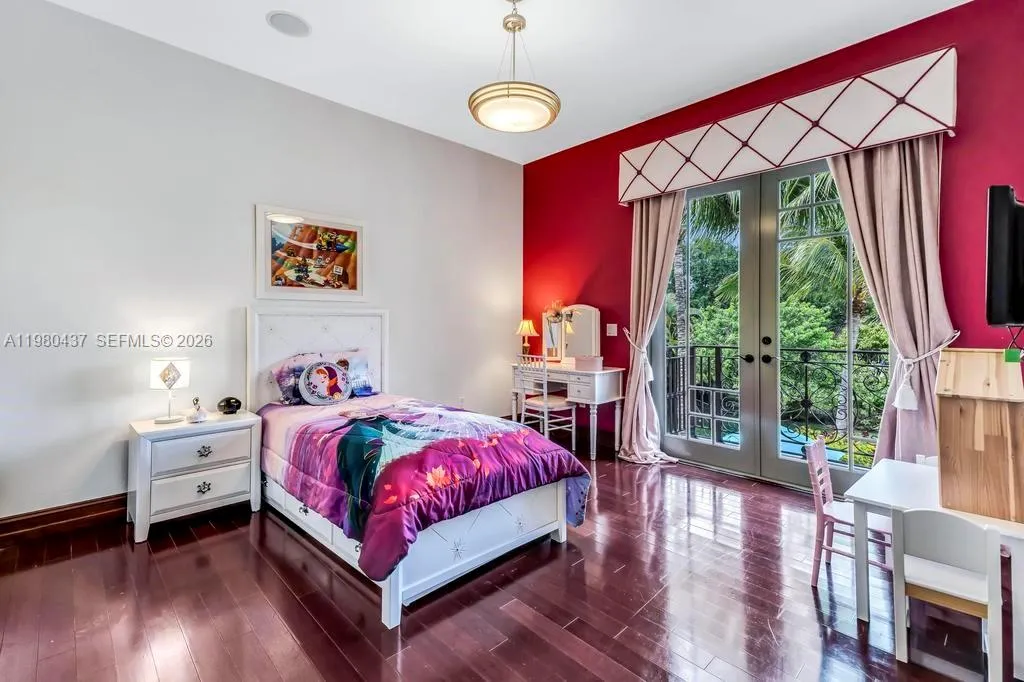 13425 Sw 37th Pl, Davie, Florida 33330, Davie, Florida 33330, 5 Bedrooms Bedrooms, ,4 BathroomsBathrooms,Residential,For Sale,13425 Sw 37th Pl, Davie, Florida 33330,A11980437