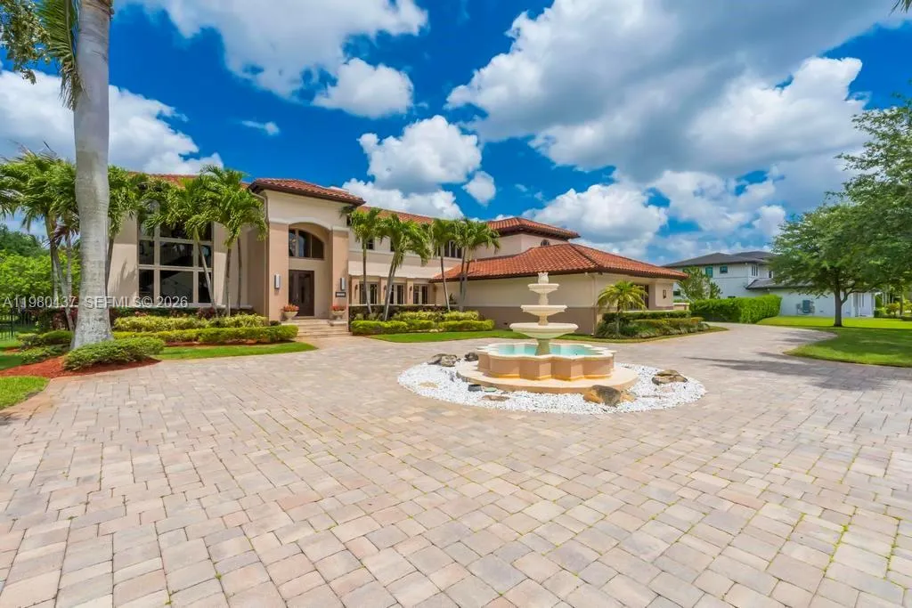 13425 Sw 37th Pl, Davie, Florida 33330, Davie, Florida 33330, 6 Bedrooms Bedrooms, ,4 BathroomsBathrooms,Residential,For Sale,13425 Sw 37th Pl, Davie, Florida 33330,A11980437