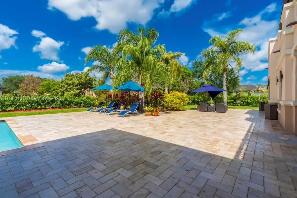 13425 Sw 37th Pl, Davie, Florida 33330, Davie, Florida 33330, 6 Bedrooms Bedrooms, ,4 BathroomsBathrooms,Residential,For Sale,13425 Sw 37th Pl, Davie, Florida 33330,A11980437