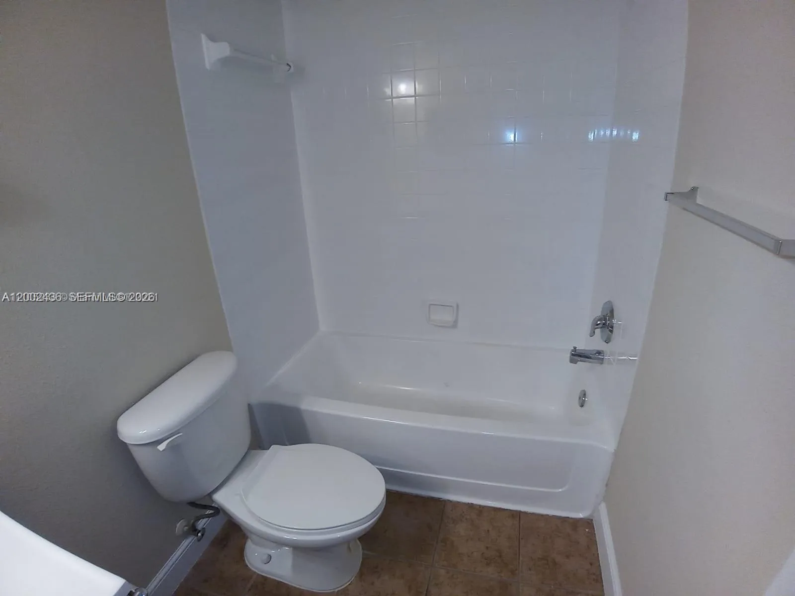 Tamarac, Florida 33321, 2 Bedrooms Bedrooms, ,2 BathroomsBathrooms,Residential,For Sale,A12002436