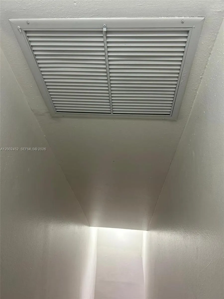 6100 Sw 68th St 58, South Miami, Florida 33143, South Miami, Florida 33143, 3 Bedrooms Bedrooms, ,2 BathroomsBathrooms,Residential Lease,For Rent,6100 Sw 68th St 58, South Miami, Florida 33143,A12002452