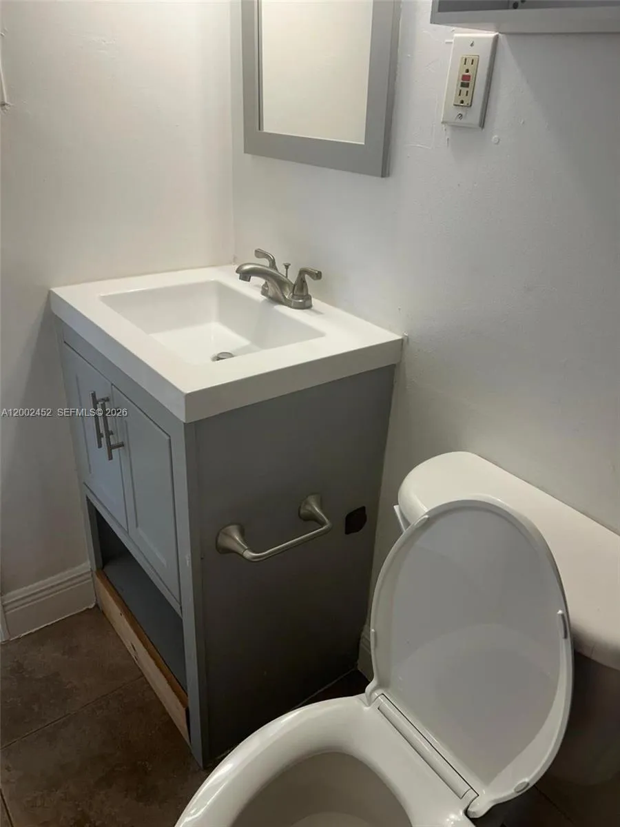 6100 Sw 68th St 58, South Miami, Florida 33143, South Miami, Florida 33143, 3 Bedrooms Bedrooms, ,2 BathroomsBathrooms,Residential Lease,For Rent,6100 Sw 68th St 58, South Miami, Florida 33143,A12002452