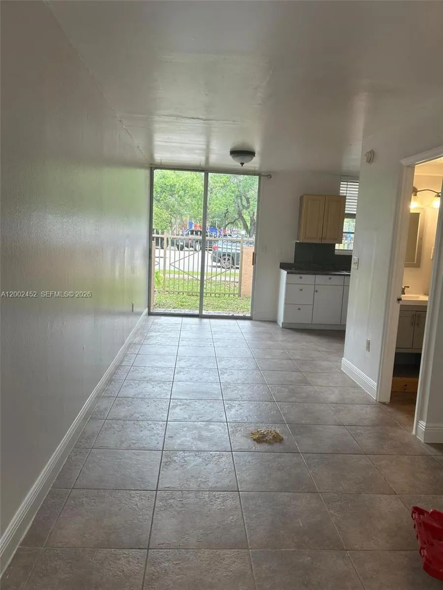 6100 Sw 68th St 58, South Miami, Florida 33143, South Miami, Florida 33143, 3 Bedrooms Bedrooms, ,2 BathroomsBathrooms,Residential Lease,For Rent,6100 Sw 68th St 58, South Miami, Florida 33143,A12002452