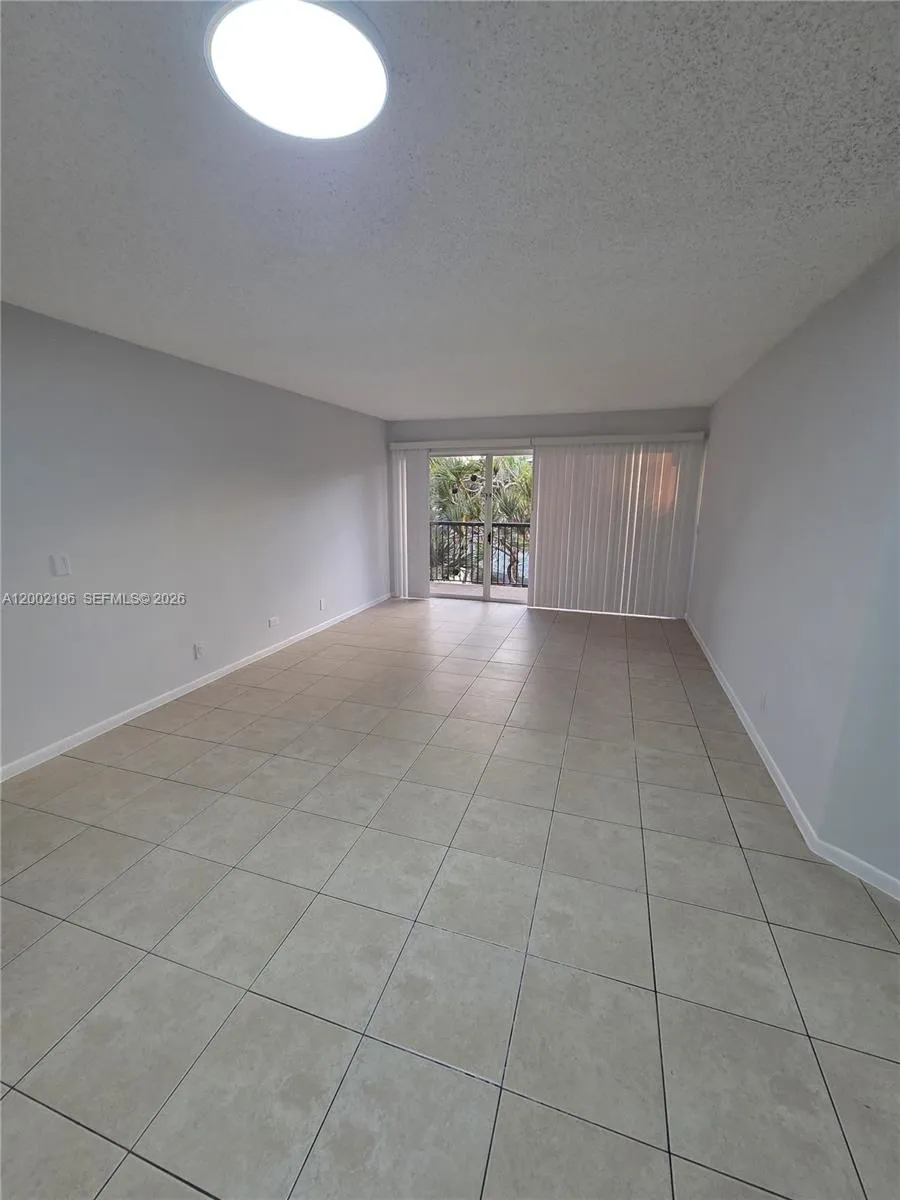 8871 Wiles Rd 208, Coral Springs, Florida 33067, Coral Springs, Florida 33067, 3 Bedrooms Bedrooms, ,2 BathroomsBathrooms,Residential Lease,For Rent,8871 Wiles Rd 208, Coral Springs, Florida 33067,A12002196
