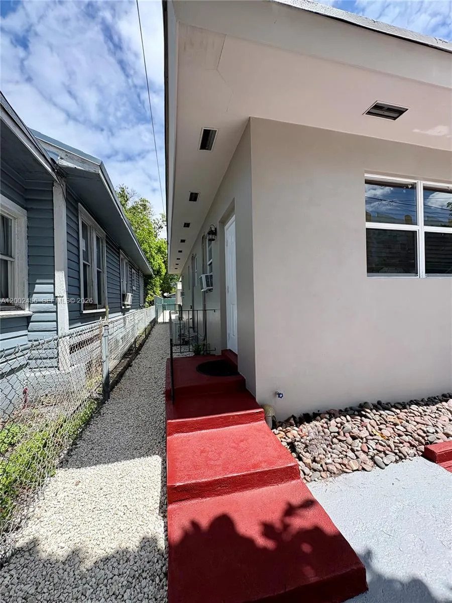 2637 Nw 23rd Ct, Miami, Florida 33142, Miami, Florida 33142, ,Residential Income,For Sale,2637 Nw 23rd Ct, Miami, Florida 33142,A12002456