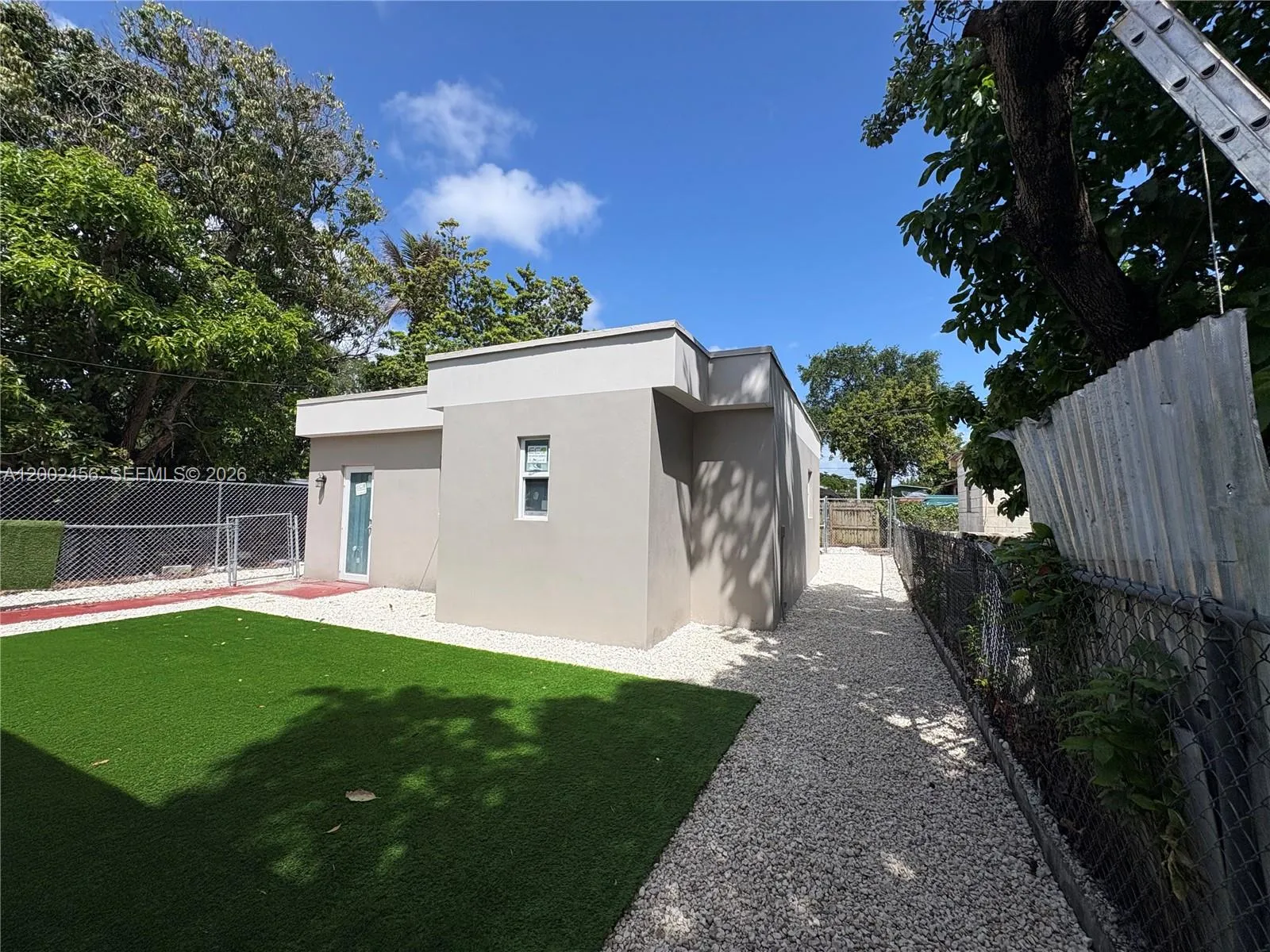 2637 Nw 23rd Ct, Miami, Florida 33142, Miami, Florida 33142, ,Residential Income,For Sale,2637 Nw 23rd Ct, Miami, Florida 33142,A12002456