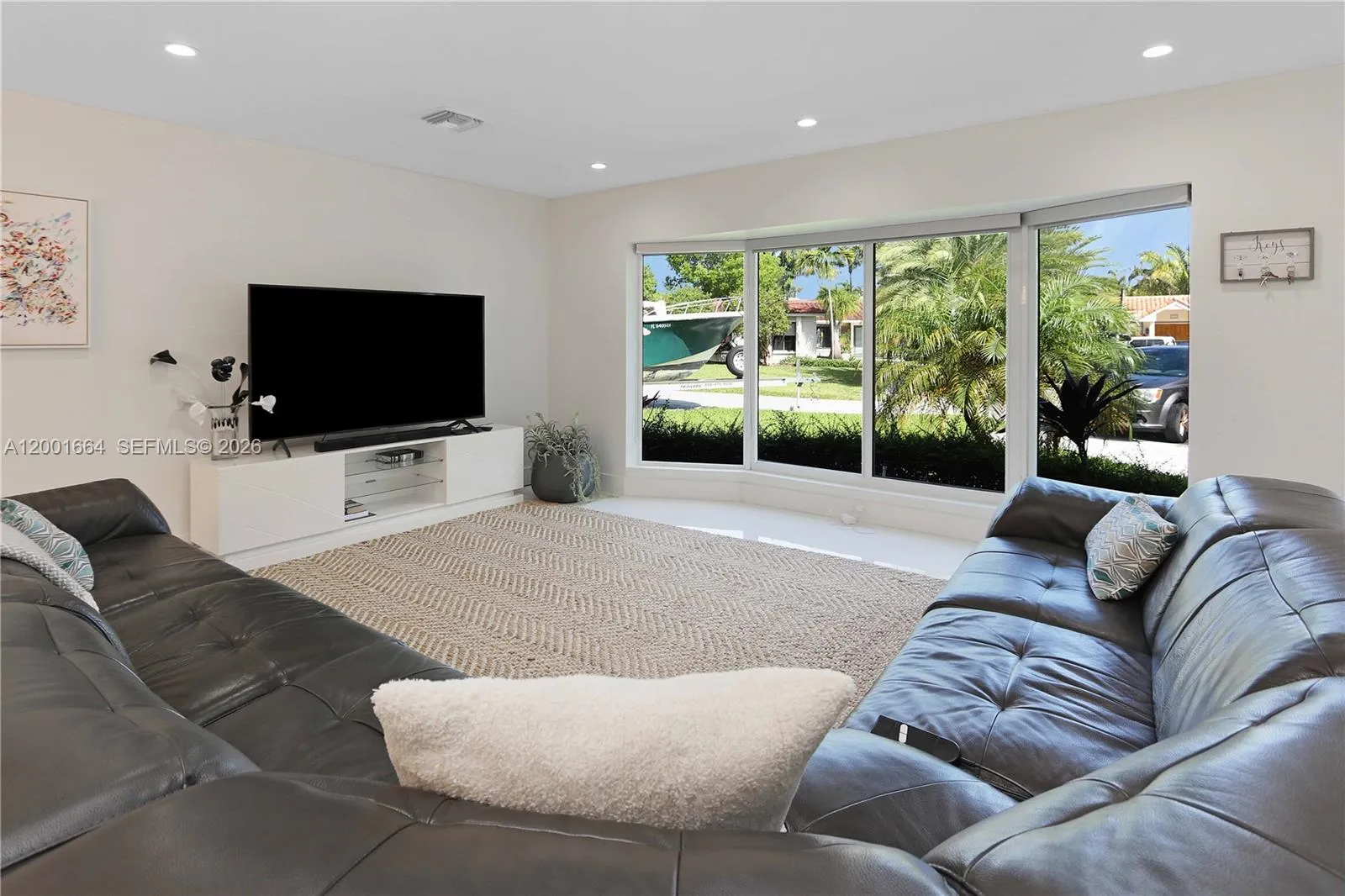 1220 Azalea Cres, Hollywood, Florida 33019, Hollywood, Florida 33019, 4 Bedrooms Bedrooms, ,3 BathroomsBathrooms,Residential,For Sale,1220 Azalea Cres, Hollywood, Florida 33019,A12001664