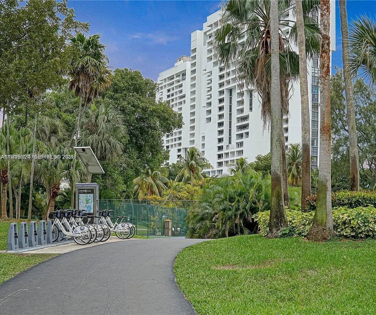 20225 Ne 34th Ct 2411, Aventura, Florida 33180, Aventura, Florida 33180, 2 Bedrooms Bedrooms, ,2 BathroomsBathrooms,Residential,For Sale,20225 Ne 34th Ct 2411, Aventura, Florida 33180,A11995824