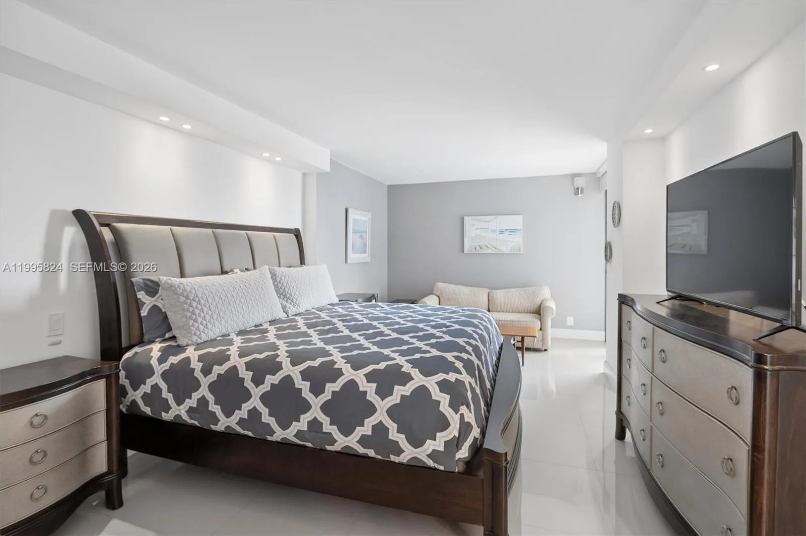 20225 Ne 34th Ct 2411, Aventura, Florida 33180, Aventura, Florida 33180, 2 Bedrooms Bedrooms, ,2 BathroomsBathrooms,Residential,For Sale,20225 Ne 34th Ct 2411, Aventura, Florida 33180,A11995824