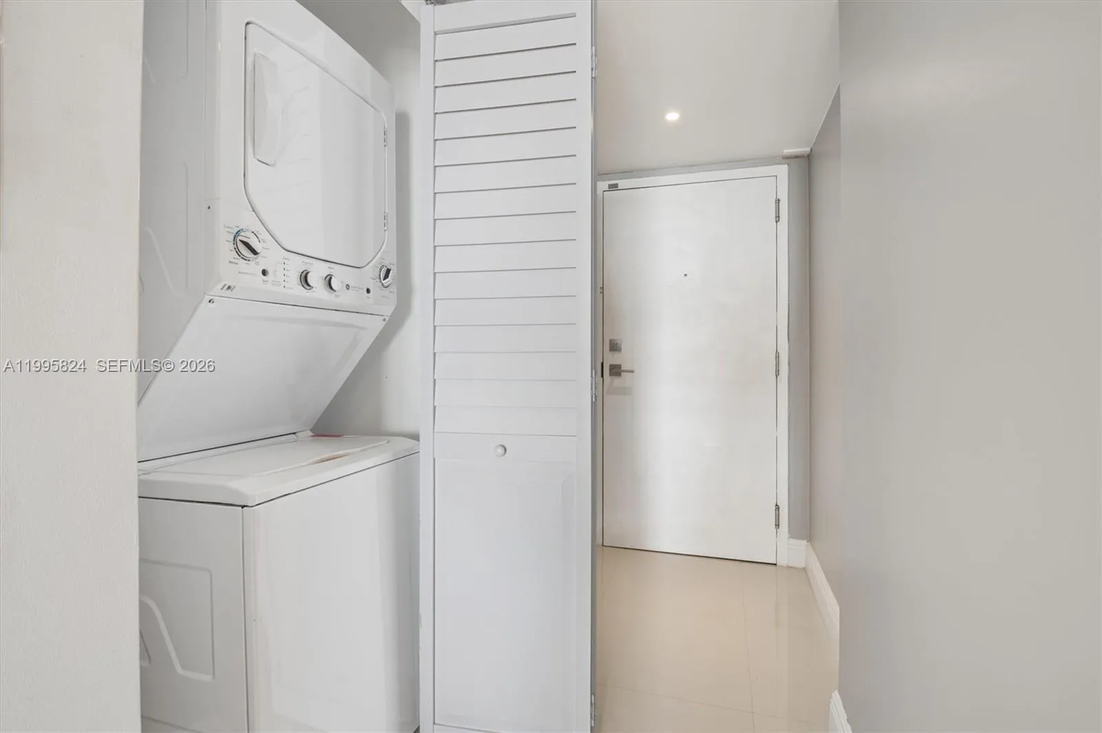 20225 Ne 34th Ct 2411, Aventura, Florida 33180, Aventura, Florida 33180, 2 Bedrooms Bedrooms, ,2 BathroomsBathrooms,Residential,For Sale,20225 Ne 34th Ct 2411, Aventura, Florida 33180,A11995824