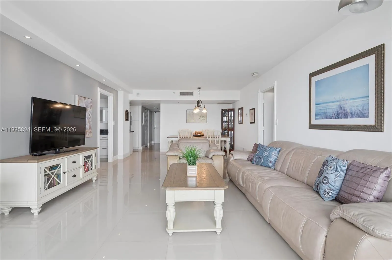 20225 Ne 34th Ct 2411, Aventura, Florida 33180, Aventura, Florida 33180, 2 Bedrooms Bedrooms, ,2 BathroomsBathrooms,Residential,For Sale,20225 Ne 34th Ct 2411, Aventura, Florida 33180,A11995824