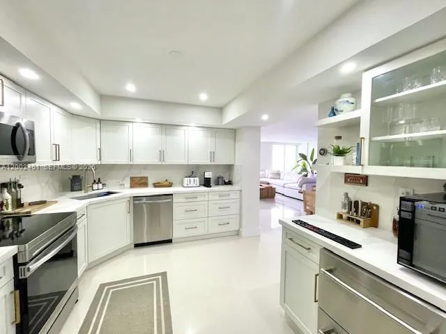 2150 Sans Souci Blvd C1502, North Miami, Florida 3, North Miami, Florida 33181, 2 Bedrooms Bedrooms, ,2 BathroomsBathrooms,Residential,For Sale,2150 Sans Souci Blvd C1502, North Miami, Florida 3,A12002451