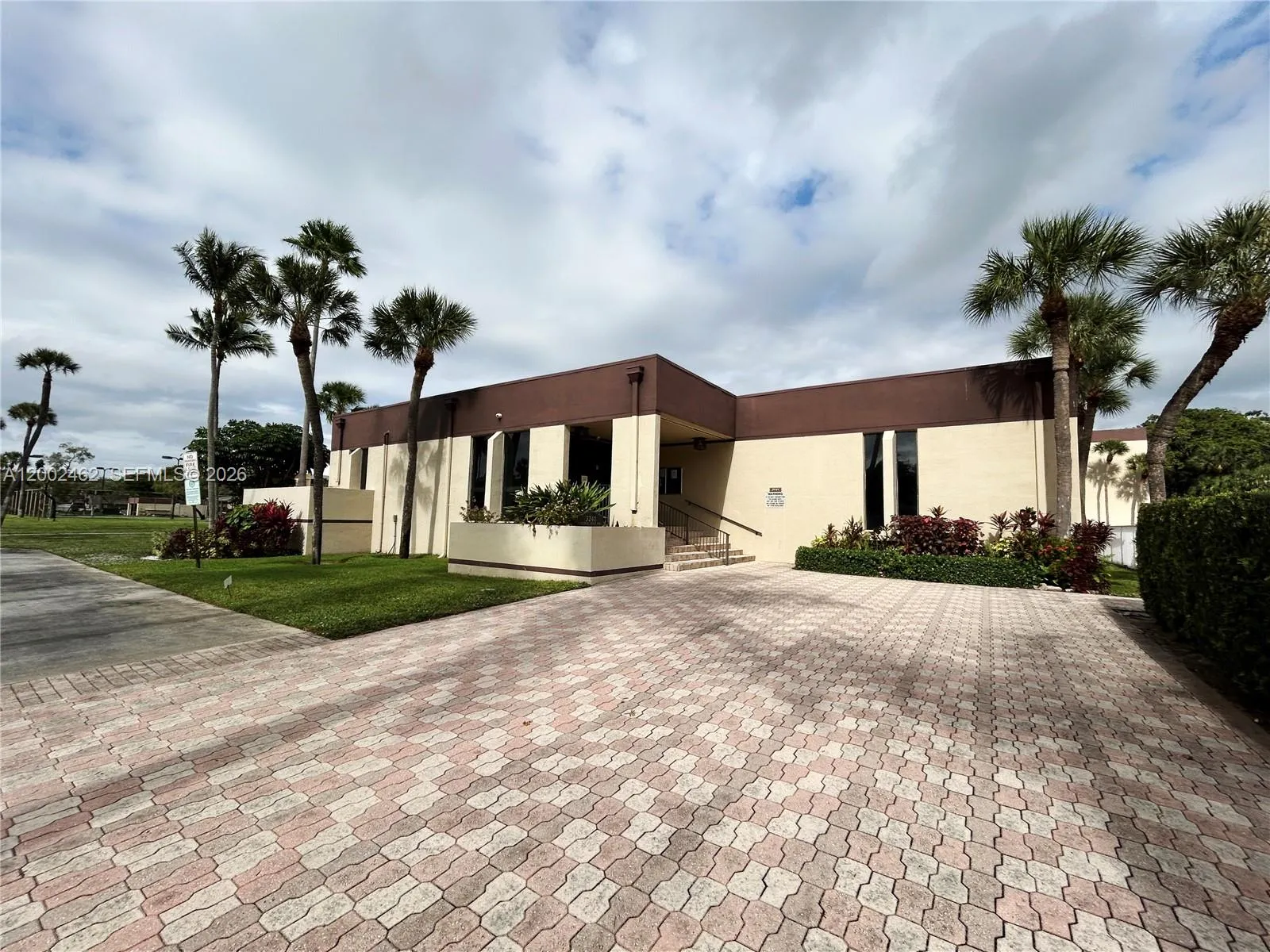 3121 Nw 47th Ter 416, Lauderdale Lakes, Florida 33, Lauderdale Lakes, Florida 33319, 2 Bedrooms Bedrooms, ,2 BathroomsBathrooms,Residential,For Sale,3121 Nw 47th Ter 416, Lauderdale Lakes, Florida 33,A12002462