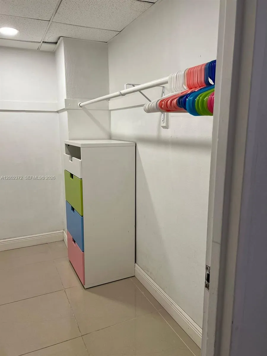 3901 S Ocean Dr 1b, Hollywood, Florida 33019, Hollywood, Florida 33019, 1 Bedroom Bedrooms, ,1 BathroomBathrooms,Residential,For Sale,3901 S Ocean Dr 1b, Hollywood, Florida 33019,A12002372