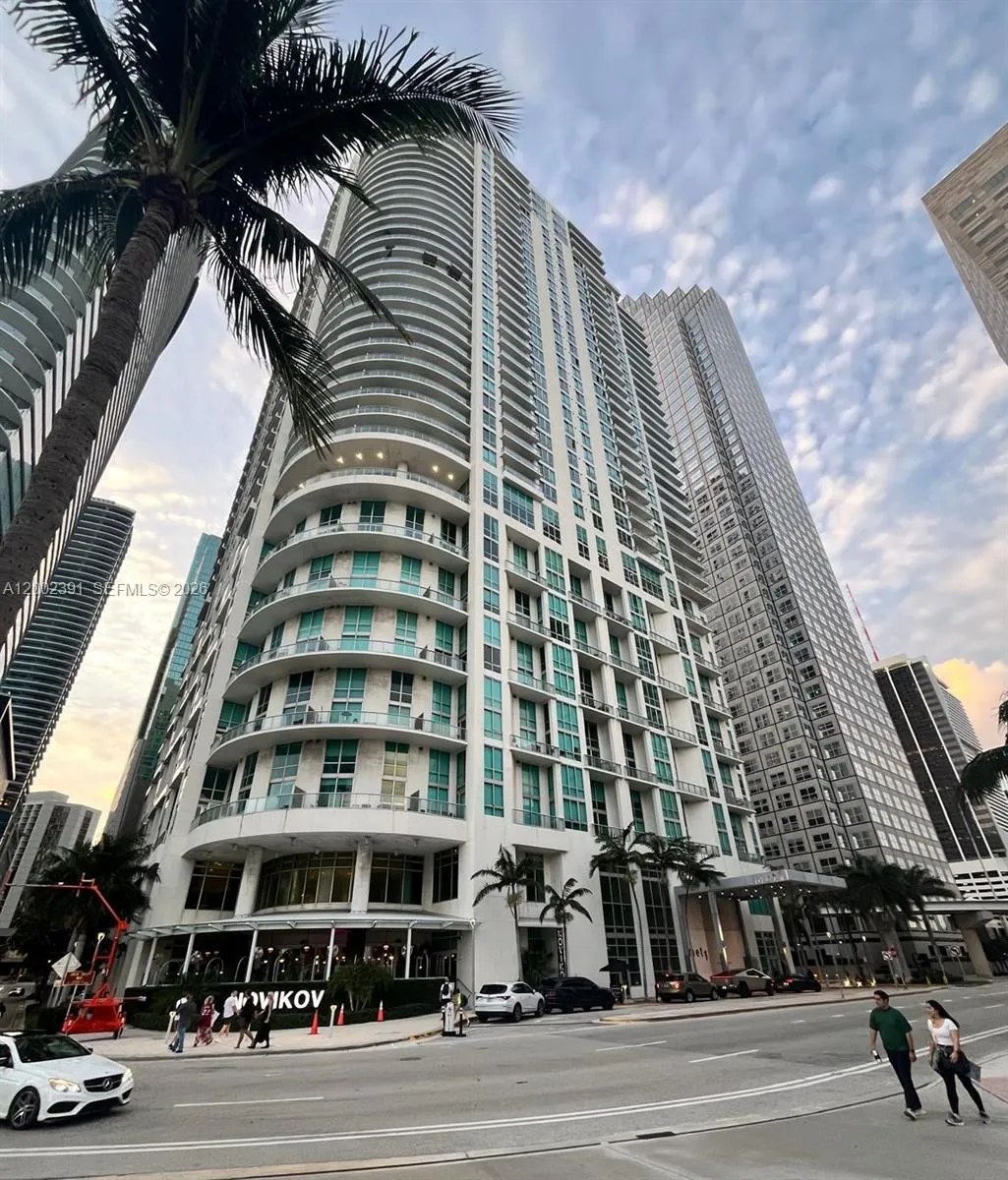 300 S Biscayne Blvd Ph-3903, Miami, Florida 33131, Miami, Florida 33131, 1 Bedroom Bedrooms, ,1 BathroomBathrooms,Residential,For Sale,300 S Biscayne Blvd Ph-3903, Miami, Florida 33131,A12002391