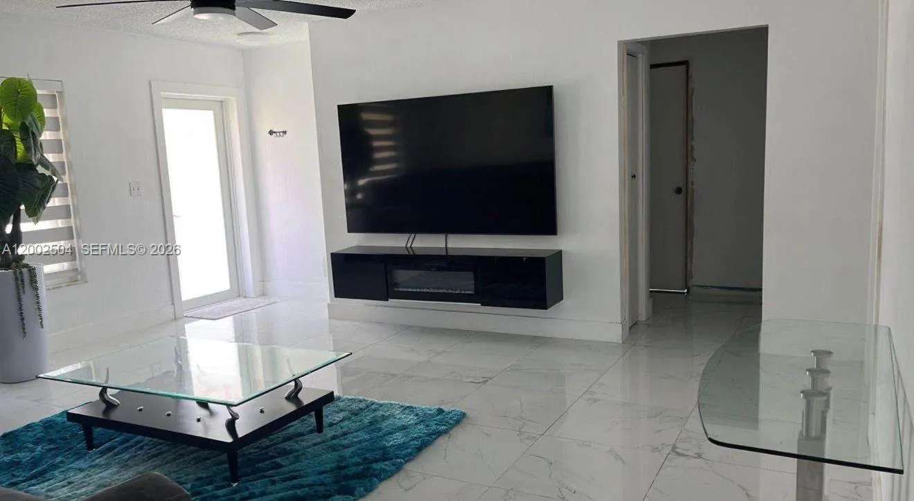 6390 Sherman St 6390, Hollywood, Florida 33024, Hollywood, Florida 33024, 4 Bedrooms Bedrooms, ,2 BathroomsBathrooms,Residential Lease,For Rent,6390 Sherman St 6390, Hollywood, Florida 33024,A12002504