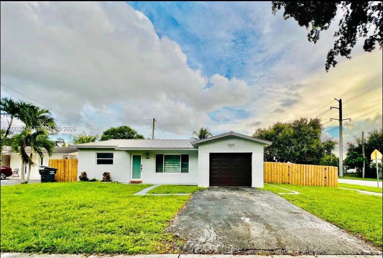 6390 Sherman St 6390, Hollywood, Florida 33024, Hollywood, Florida 33024, 4 Bedrooms Bedrooms, ,2 BathroomsBathrooms,Residential Lease,For Rent,6390 Sherman St 6390, Hollywood, Florida 33024,A12002504