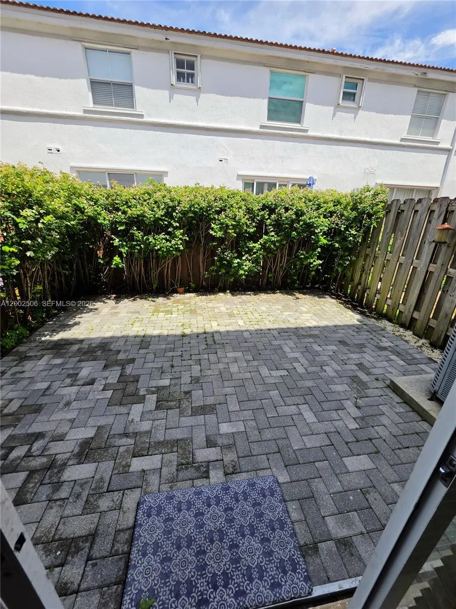 Miramar, Florida 33027, 3 Bedrooms Bedrooms, ,2 BathroomsBathrooms,Residential,For Sale,A12002506