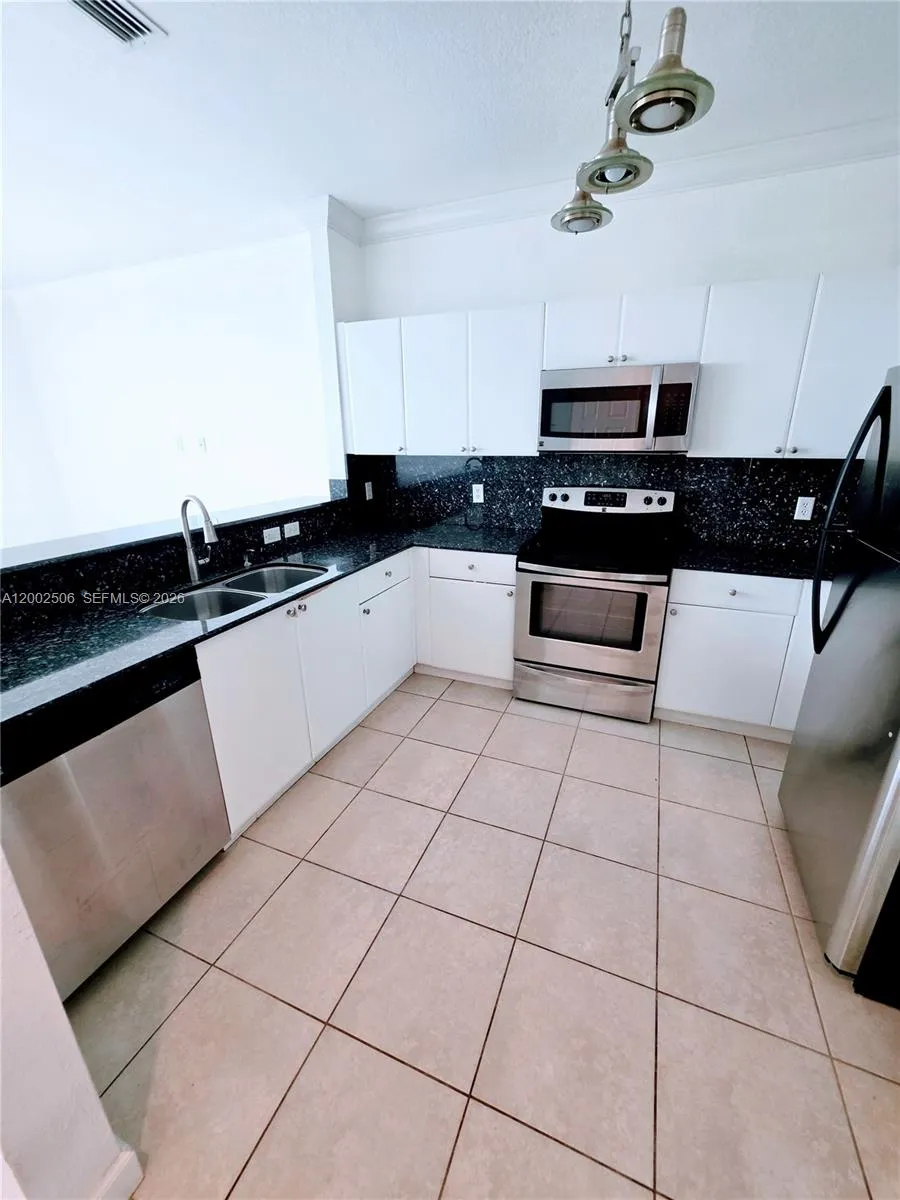 Miramar, Florida 33027, 3 Bedrooms Bedrooms, ,2 BathroomsBathrooms,Residential,For Sale,A12002506